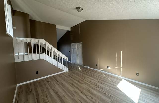 8456/58 Lane Drive - 8456 Gallery 3
