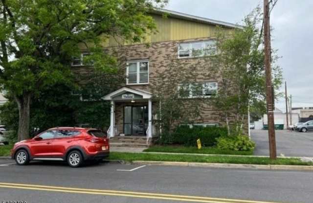 28 W Elizabeth Ave photos photos