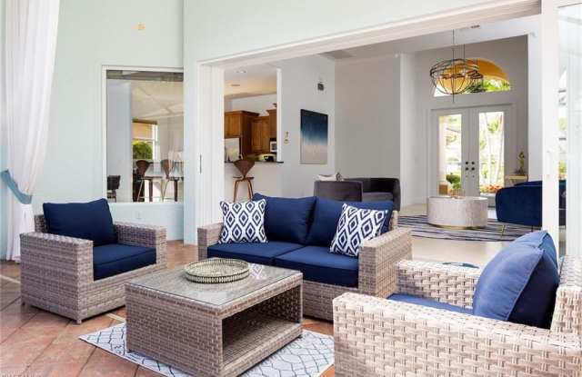 982 Tivoli Ct Gallery 4