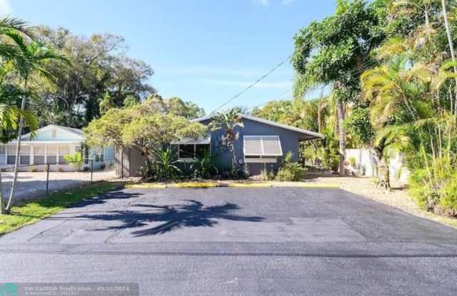 2323 SW 18th Avenue - 2323 Southwest 18th Avenue, Fort Lauderdale, FL 33315