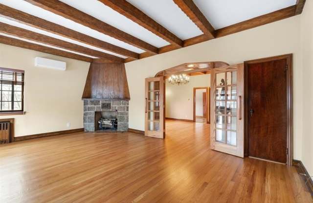 2314 PALISADE AVE photos photos