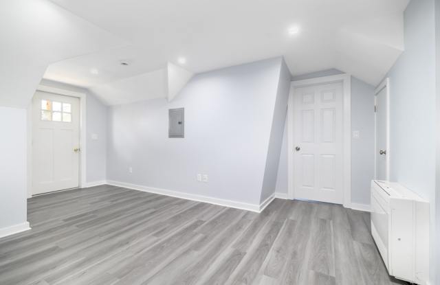 11 Hanford Place Gallery 4