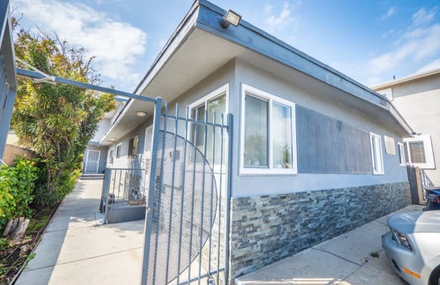 2231 S. Hauser Blvd. photos photos