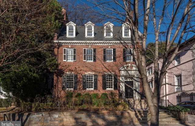 2425 CALIFORNIA ST NW photos photos