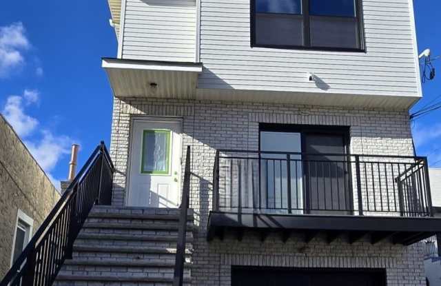 6135 ADAMS ST - 6135 Adams Street, West New York, NJ 07093