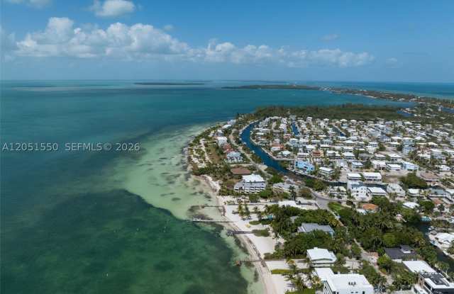 129 Nautilus Dr Gallery 2