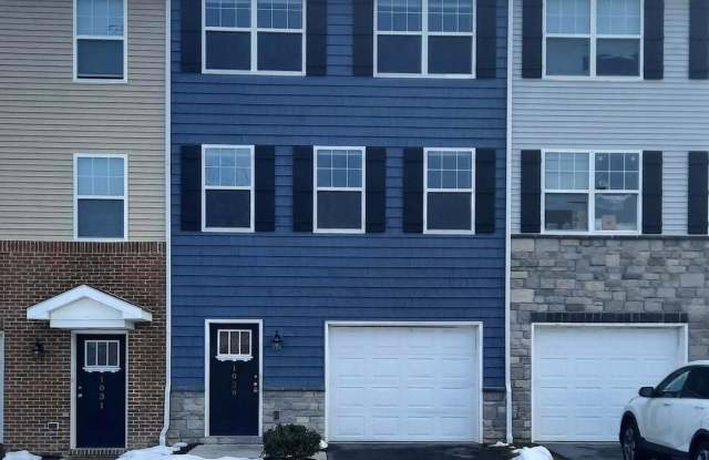 1029 ADMIRALS QUAY Drive photos photos 1029 ADMIRALS QUAY Drive photos photos