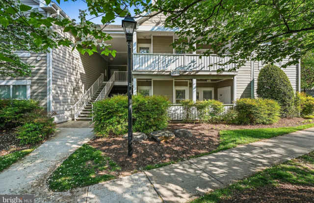14300 ROSY Lane unit: 16 photos photos