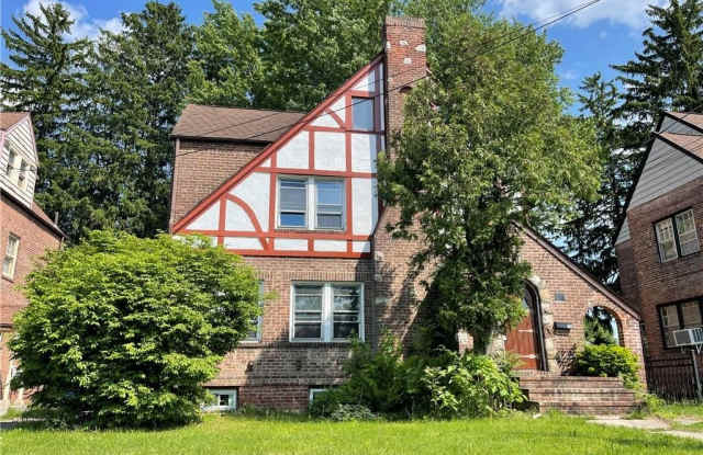 108 Grand Avenue photos photos