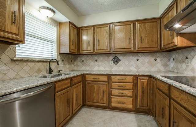 1408 Stoneboro Lane Gallery 2
