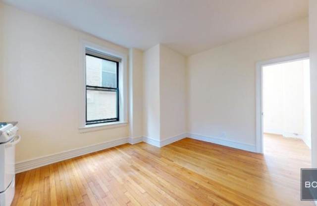 324 West 84th Street Gallery 4