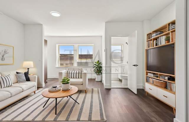 Sleek, Bright & Brand New — Stylish Studio in Andersonville photos photos