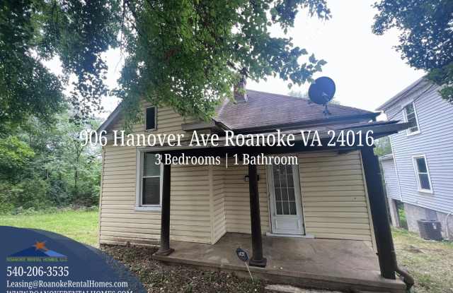 906 Hanover Ave Roanoke VA 24017 - 2 Bedroom| 1 Bathroom $995 Gallery 1
