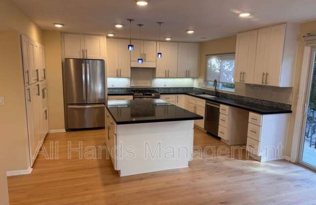 516 Francisco St photos photos