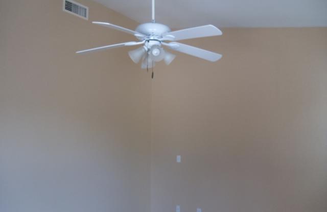 3 bed 2 bath single level house in core Chandler photos photos
