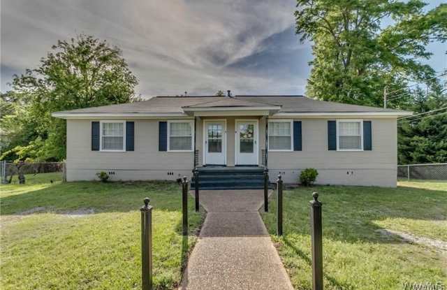 2828 2nd Avenue E photos photos