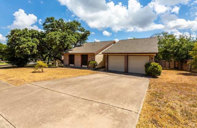 Charming Cottage in North Park Estate - Prime Location! photos photos