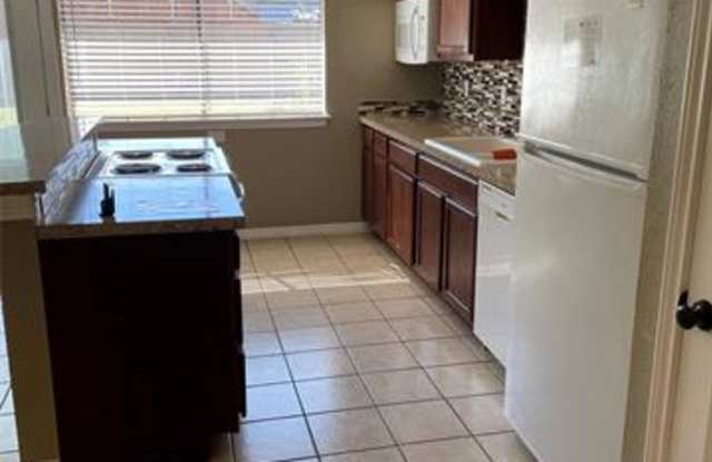4925 Wagner Drive Gallery 2