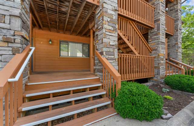 193 Avondale Drive - 3Unit #3 Gallery 3