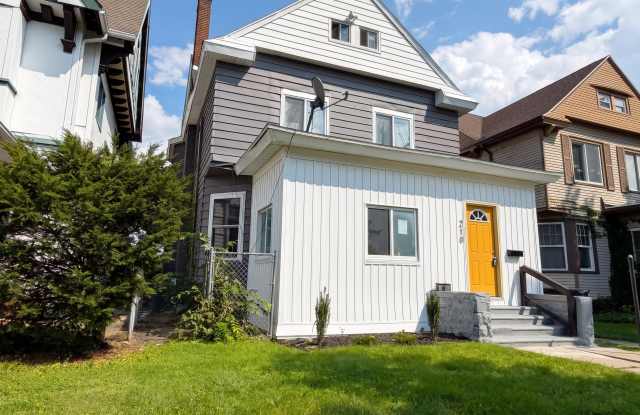 210 South Taylor Street Gallery 2
