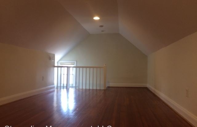1208 Tewkesbury Pl NW Gallery 2