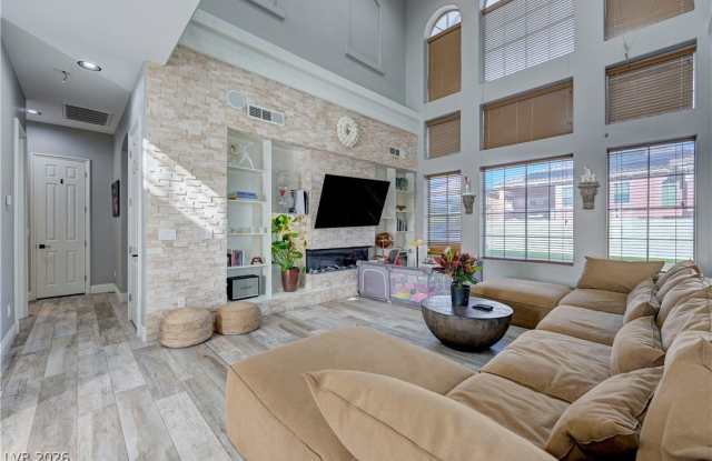 9738 Bear Trap Court Gallery 3