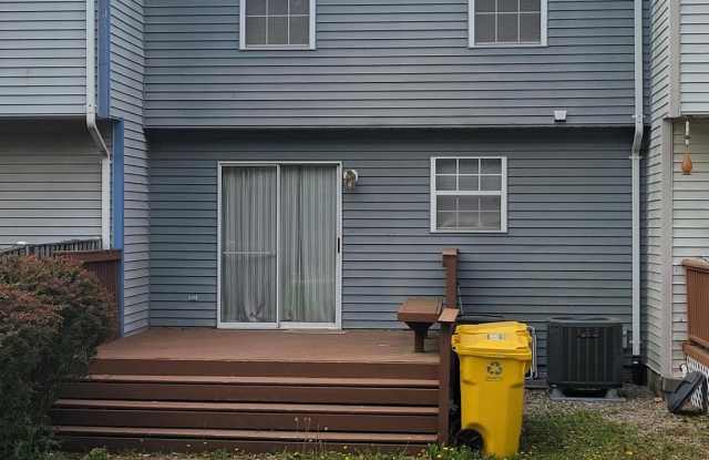 508 KINGDOM Court Gallery 2