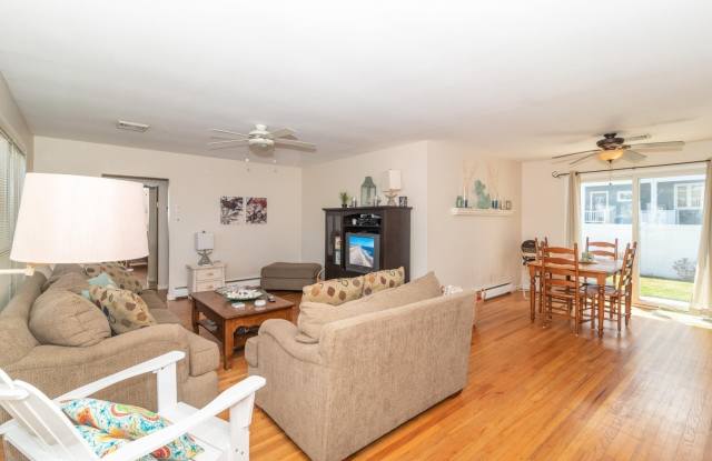 212 20th St S - 212 20th Street South, Brigantine, NJ 08203