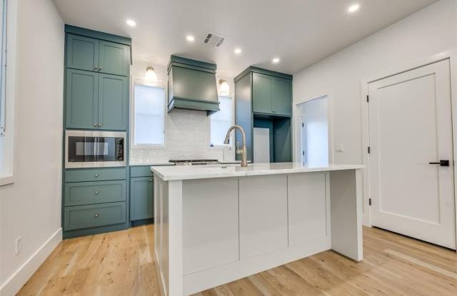 1078 Hangar Drive photos photos