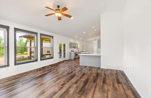 2530 East Edgewood Drive photos photos