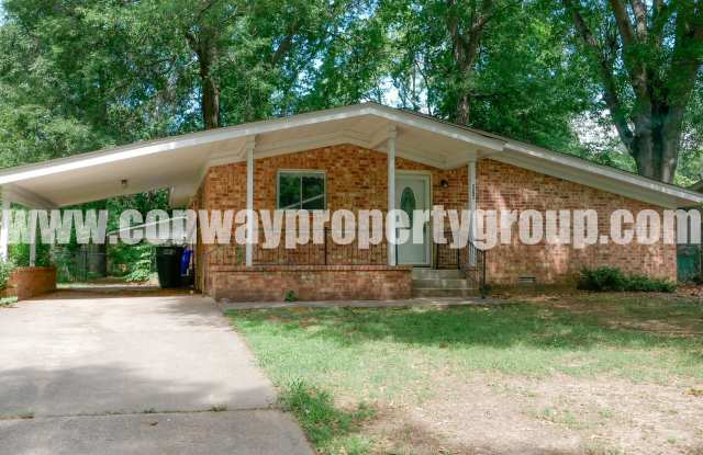 2602 Robinson Ave. - 2602 Robinson Avenue, Conway, AR 72034