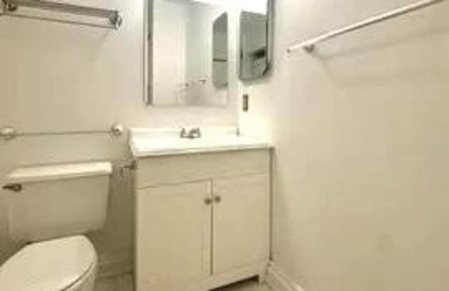 315 NEW ST #120 Gallery 4