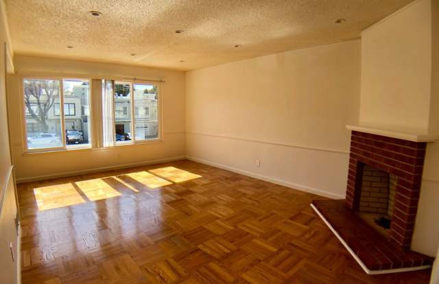 218 Sagamore Street Gallery 2