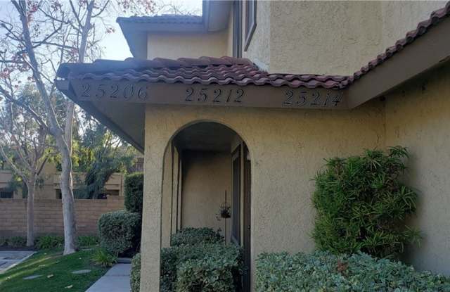25212 Tanoak Lane Gallery 4