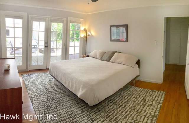 1807 Silverlake Dr. - 1807 Silver Lake Boulevard, Los Angeles, CA 90026