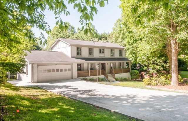 2647 WOOD HOLLOW Drive - 2647 Wood Hollow Drive, Dunwoody, GA 30360