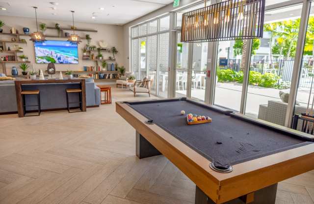 Pura Vida Hialeah Luxury Apartments Gallery 3