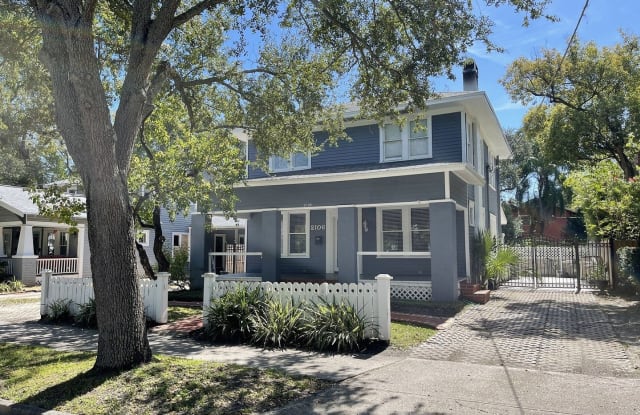 2106 West Watrous Ave - 2106 West Watrous Avenue, Tampa, FL 33606