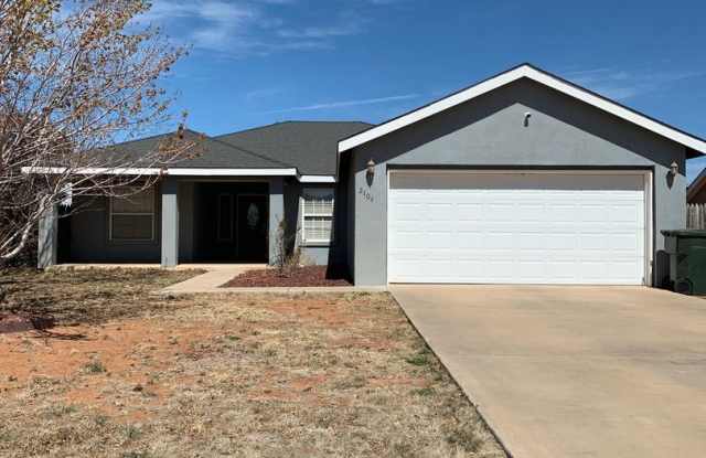 2104 Hali Lane - 2104 Hali Lane, Clovis, NM 88101