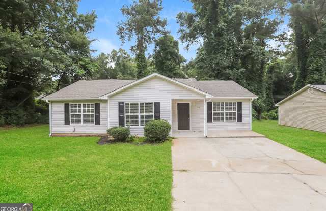 240 Elm Place - 240 Elm Place, Monroe, GA 30655