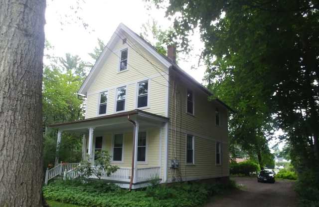 28 Gaylord St Gallery 1