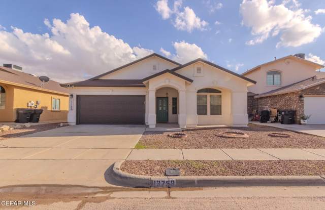 13758 Paseo Las Nubes Drive Gallery 1