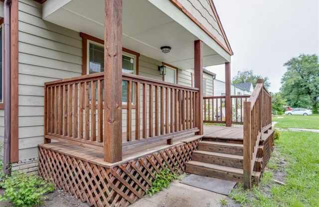 516 E Rickenbacker Drive photos photos