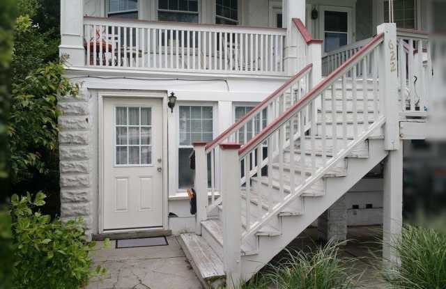 622 Wesley Ave photos photos