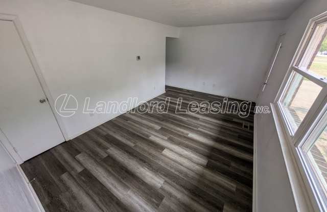 $599 Security Deposit Special! Gallery 4