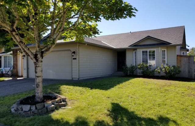 1657 NE 87th Ave - 1657 Northeast 87th Avenue, Hillsboro, OR 97006