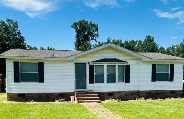 3-bedroom, 2-bath mobile home - 16 Branch Farm Acres, Robeson County, NC 28358