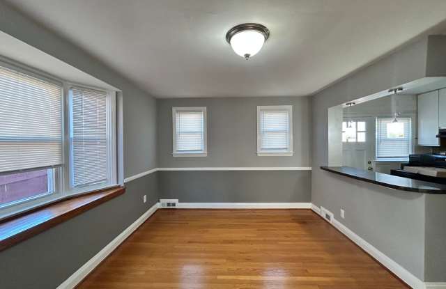 Baltimore - 3 bedrooms and 1 baths Available! Gallery 1