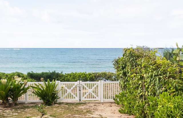 Oceanfront Mālaekahana 3 bed / 2 bath Renovated Home photos photos