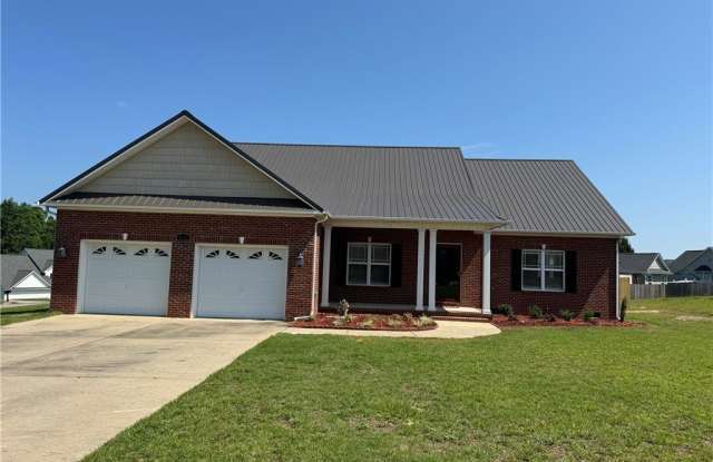 655 Plantation Drive - 655 Plantation Drive, Harnett County, NC 28326